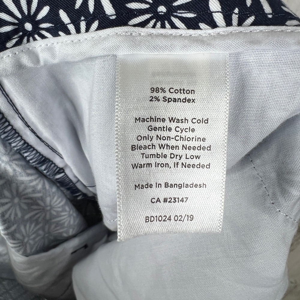 NEW Talbots Skimmer Pants 24W Navy Blue White Floral Daisy Cotton Stretch - Picture 4 of 16